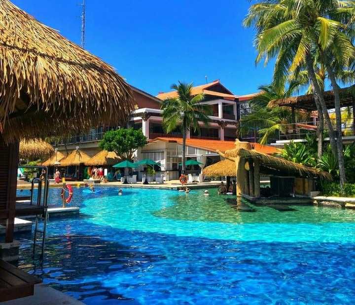 5 Hotel Bintang 5 dengan Fasilitas Kolam Renang Terbaik di Kuta Bali