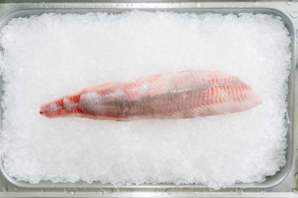 6 Cara Memfilet Ikan yang Benar, Tulangnya Bisa Dibuat Kaldu