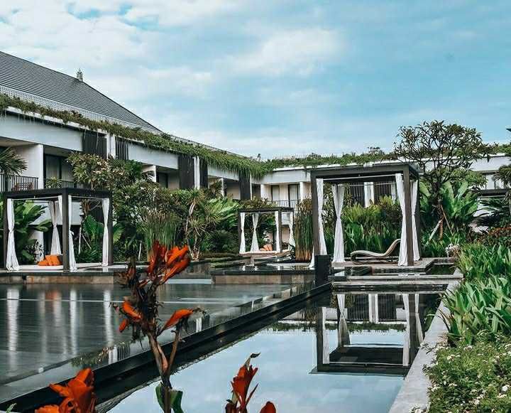 5 Hotel Mewah Terbaik di Kuta, Lengkap dengan Fasilitas Rooftop Pool