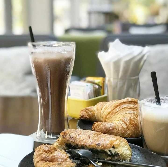 8 Tempat Croissant Enak di Jogja, Roti Perancis yang Menggoda  