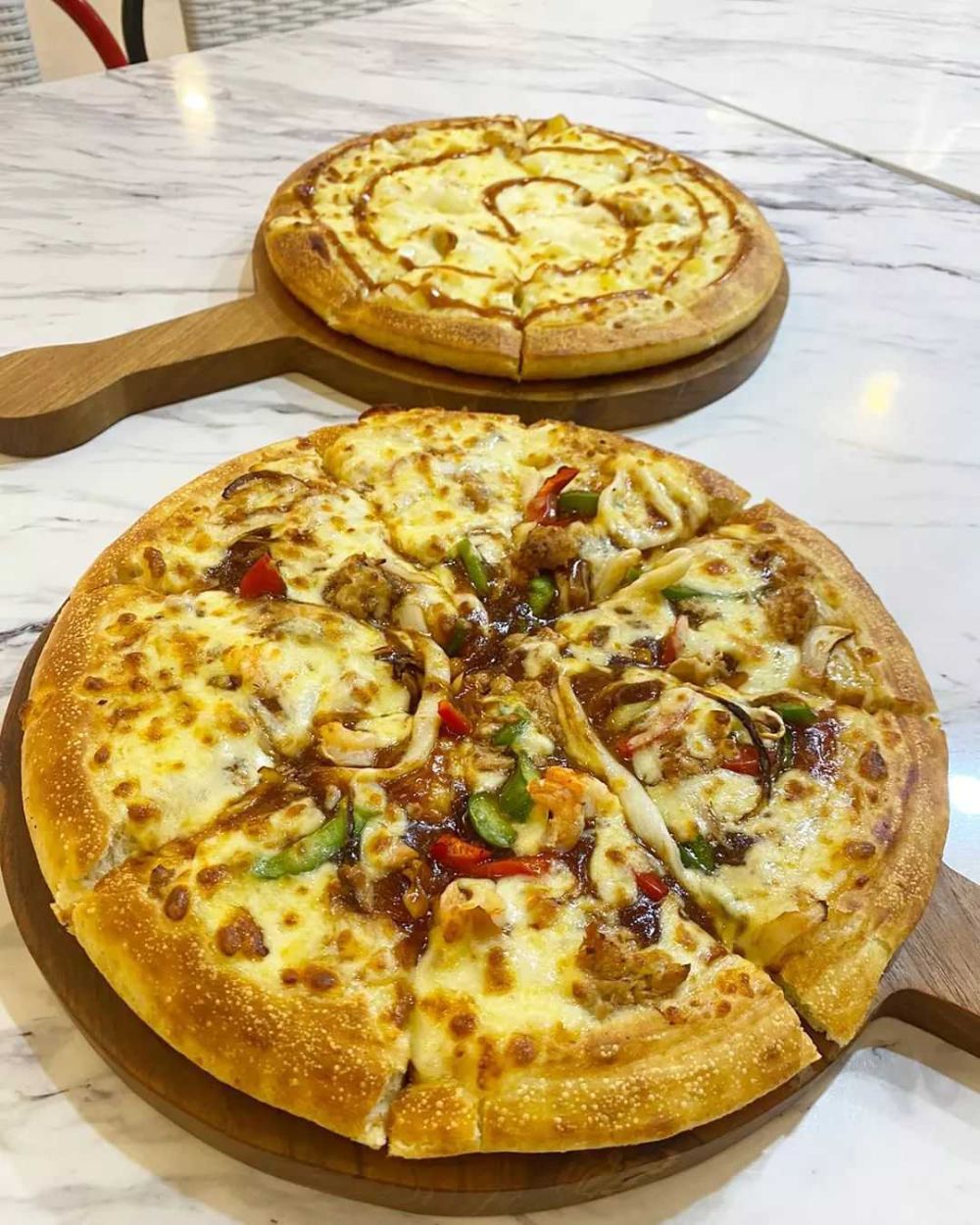 6 Tempat Makan Pizza Enak di Solo, Harganya Gak Bikin Kantong Bolong