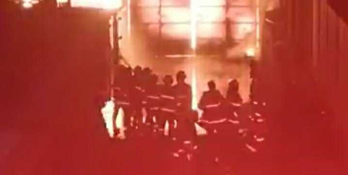 2 Pabrik di Bantul Kebakaran, 13 Damkar Matikan Api Selama 6 Jam 