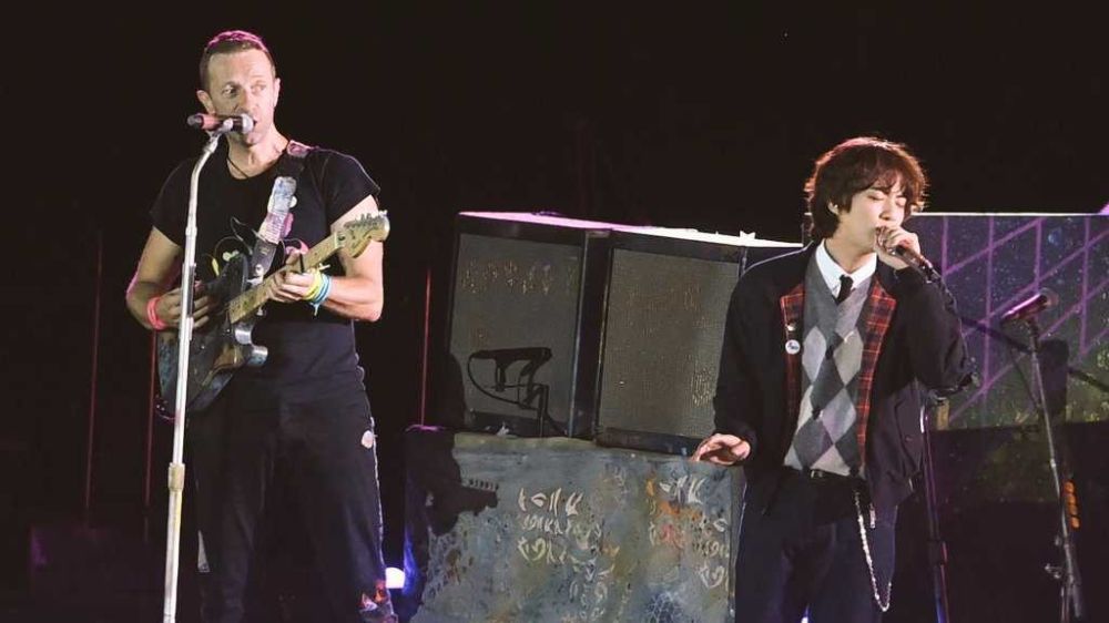 9 Fakta Lagu Jin BTS The Astronaut di Konser Coldplay Argentina