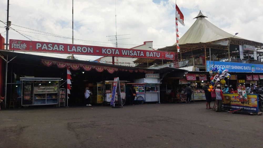 Pasar Laron Kota Batu, Surganya Street Food dan Oleh-oleh