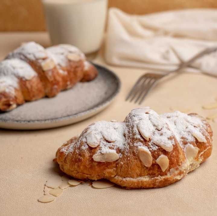 8 Tempat Croissant Enak di Jogja, Roti Perancis yang Menggoda  