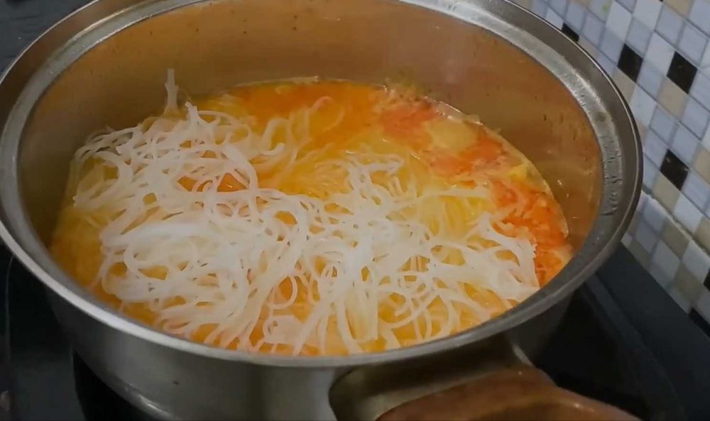 Resep Bihun Rebus Kuah Pedas