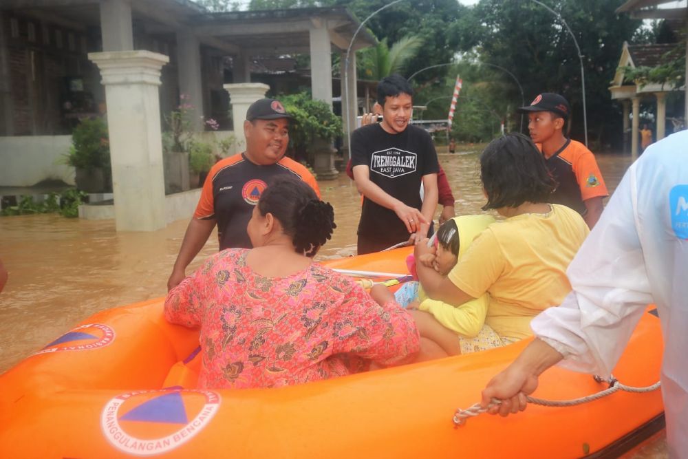 Bendungan Tugu Hampir Meluap, Banjir Trenggalek Bisa Lebih Lama Surut 