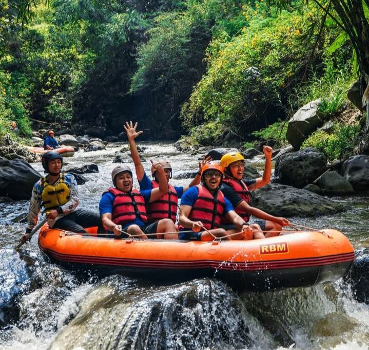 6 Wisata Arung Jeram di Malang, Memacu Adrenalin!