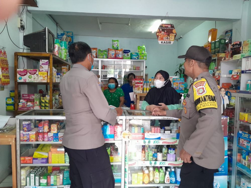 Ada Larangan Jual Obat Sirop, Polisi Datangi Apotek di Tangerang
