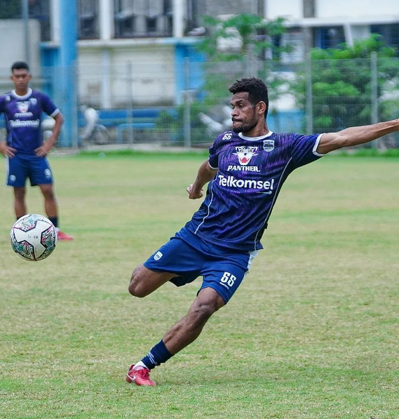 Lawan Persita Tangerang, Persib Bandung Pastikan Tak Bawa 8 Pemain