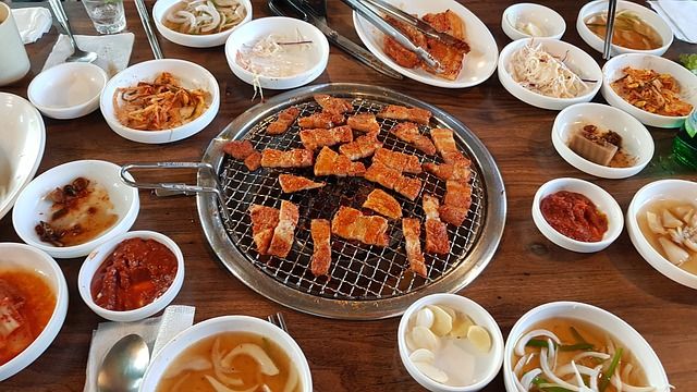 5 Perbedaan BBQ Korea VS BBQ Jepang, Sejarah Hingga Makanan Pendamping