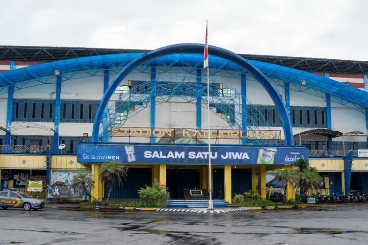 Manajemen Arema FC Curhat Sampai Nangis Cari Homebase