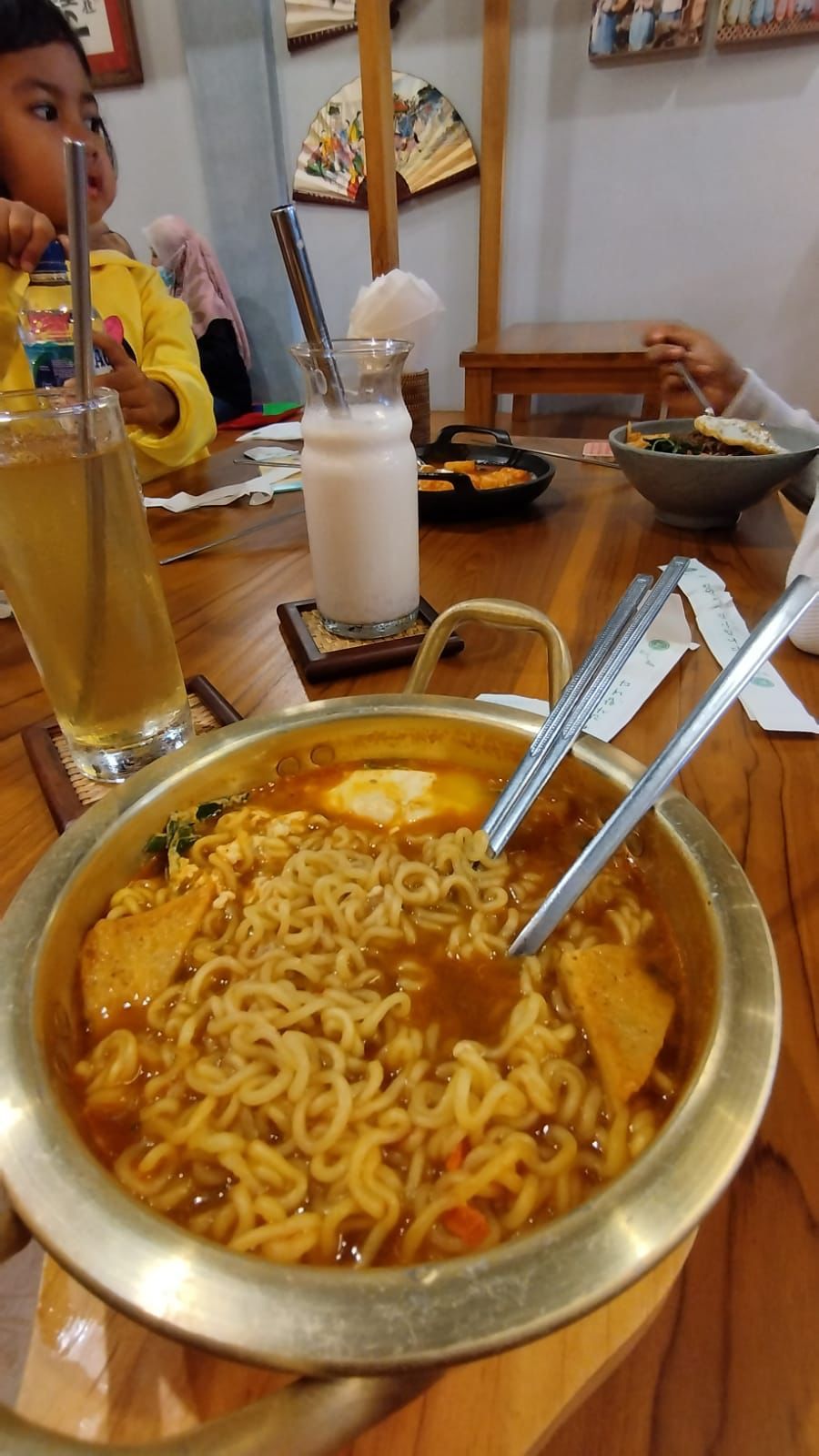 Intip 10 Potret Restoran Korea Yejeon di Lombok, Berasa di Drakor!