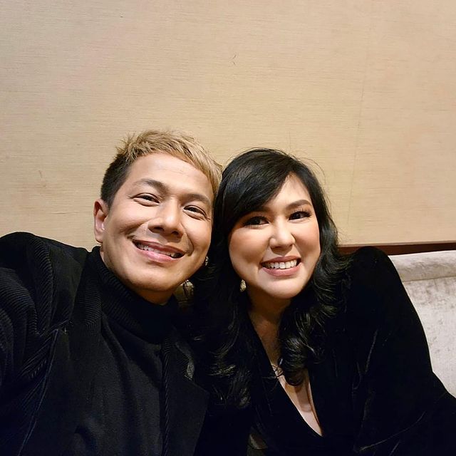 10 Couple Goals Penyanyi Jebolan Indonesia Idol, Jomblo Auto Baper!