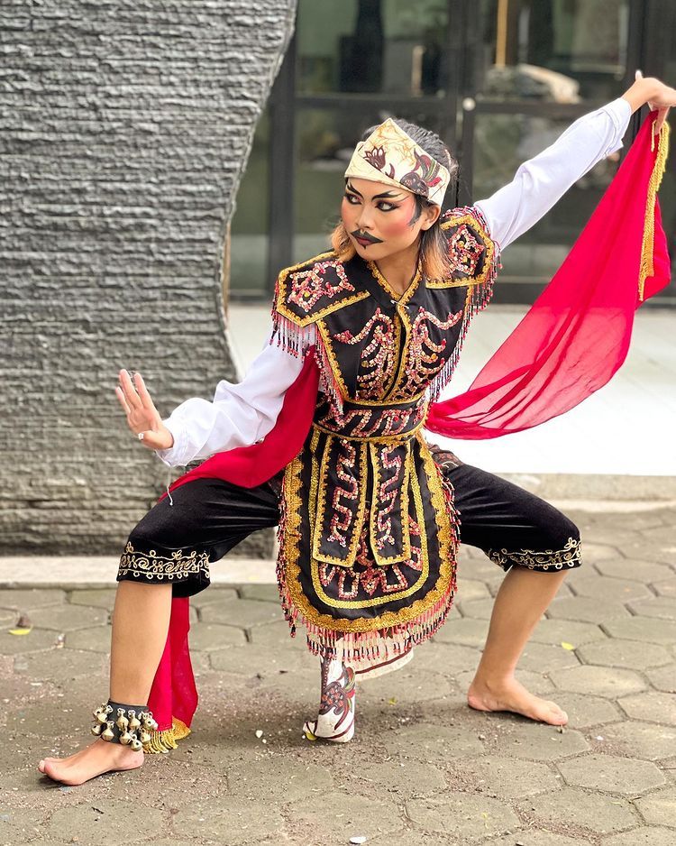 Rekor Muri Tari Remo Massal di Surabaya Tak Harus Pakai Kostum