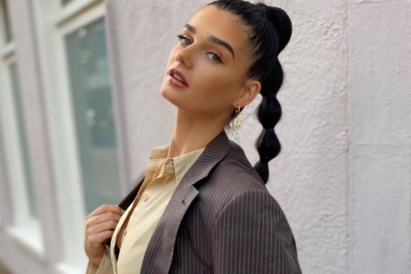 9 Potret Melissa Bottema Miss Intercontinental Belanda 2022, Stunning!