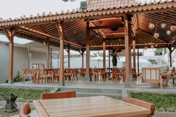 5 Daya Tarik Omah Majapahit, Resto Berkonsep Joglo di Banyuwangi