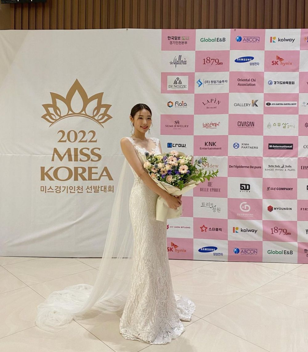 10 Potret Mina Sue Choi Pemenang Miss Earth 2022 Asal Korea