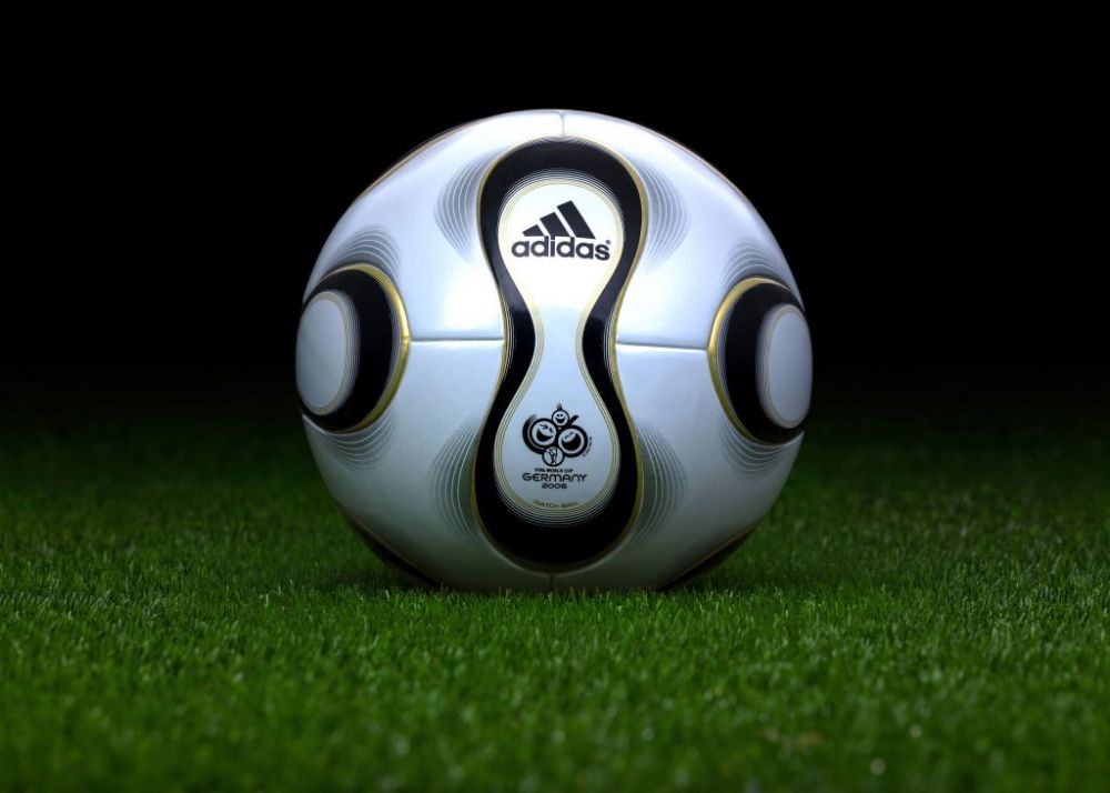 6 Bola Resmi Piala Dunia Era 2000-an, Semakin Berteknologi