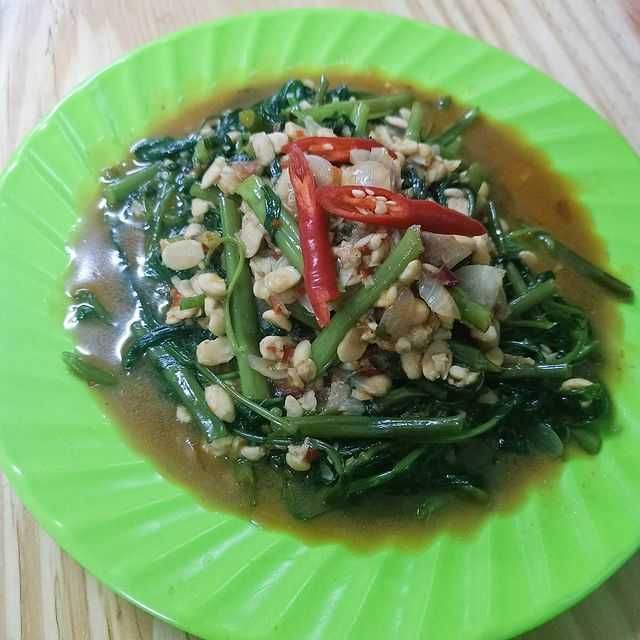 Resep Kangkung Sambal Tempe, Enak dan Praktis Banget