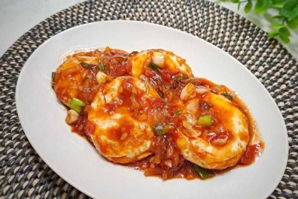 Resep Telur Ceplok Pedas Manis, Lauk Sederhana Yang Sedap