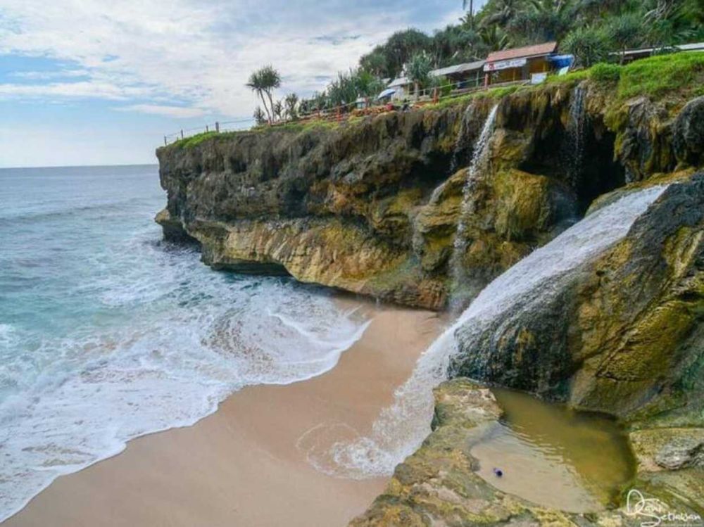 Ini 7 Pantai Indah di Pacitan, Paradise of Java