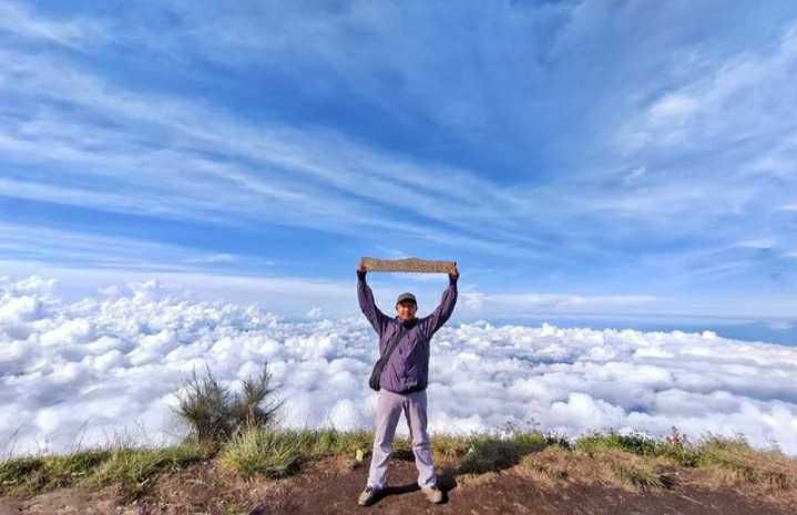 6 Gunung di Jawa Timur Ini Cocok untuk Pendaki Pemula