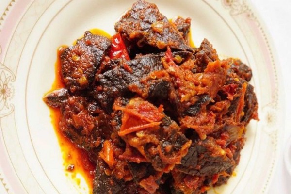 Resep Sambal Paru Pedasnya Bikin Pengin Nambah Melulu