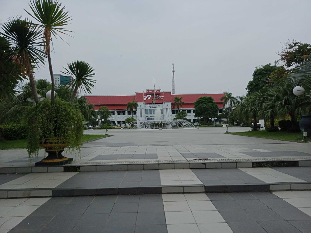 UMK Surabaya Naik Rp150 Ribu, Wali Kota Jamin Perusahaan Tak Pergi