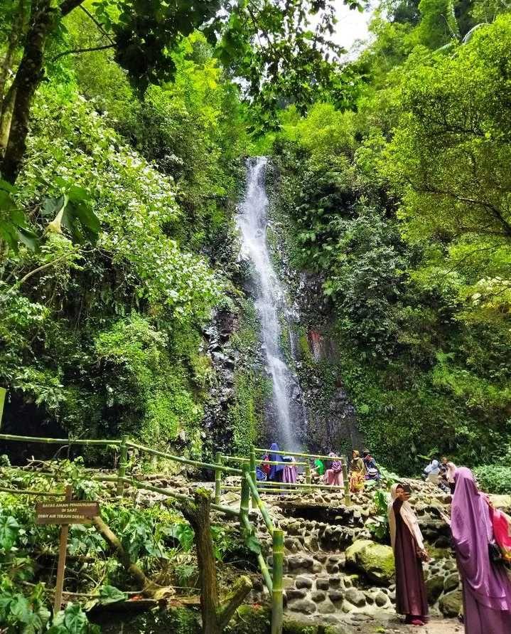 9 Wisata Air Terjun di Jogja, Adem dan Bikin Betah  