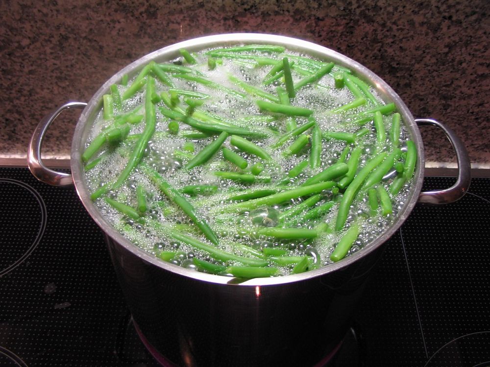 Mengenal Blanching, Teknik Masak Pertahankan Kesegaran Bahan