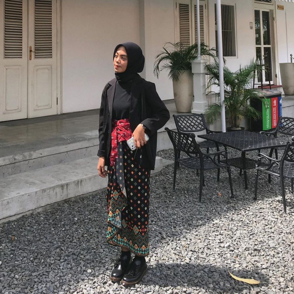 10 Inspirasi Ootd Hijab Dengan Berkain Kece Dan Elegan