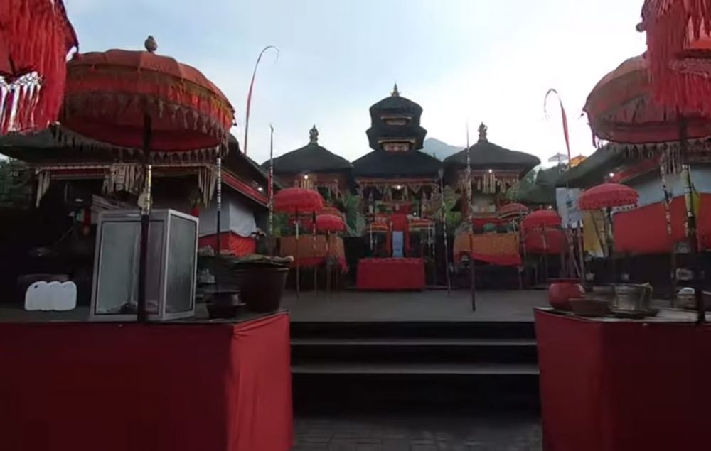 5 Pura Bali yang Piodalan di Hari Tumpek Landep