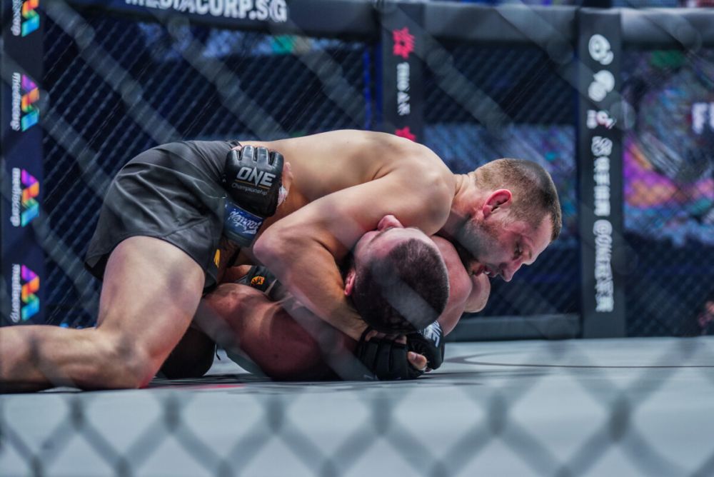 Глава one Championship