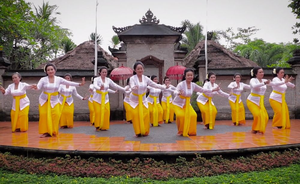 Makna Tari Rejang Renteng, Videonya Viral di Bali
