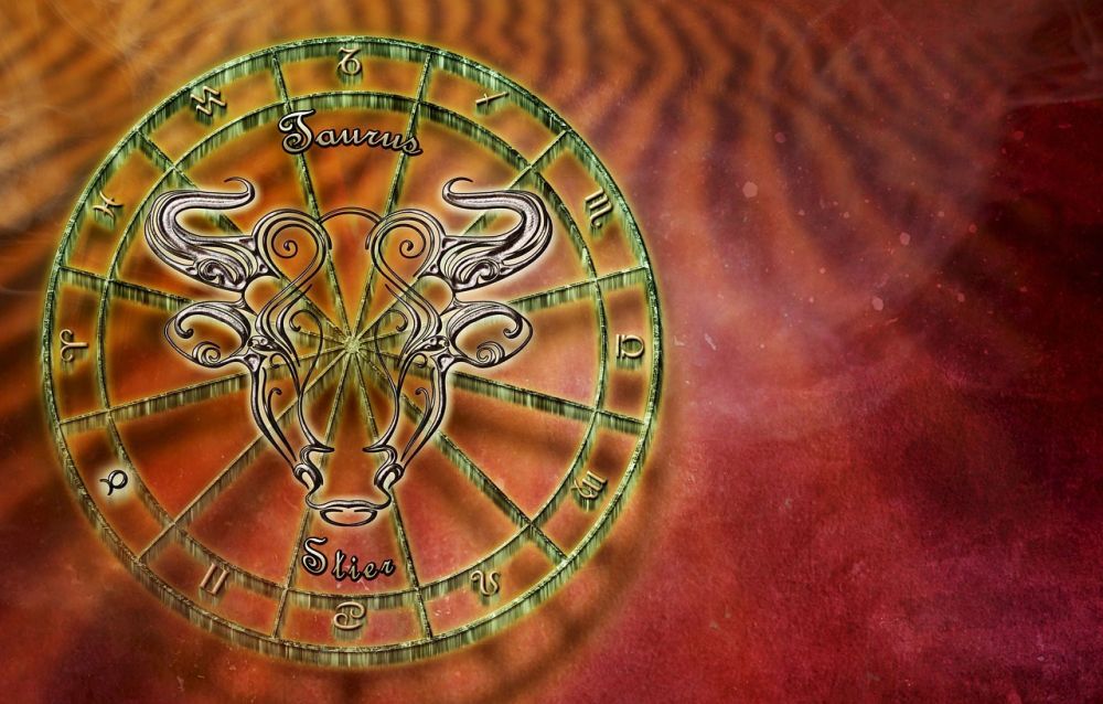 Ramalan Zodiak November Versi Tarot Reader Bali