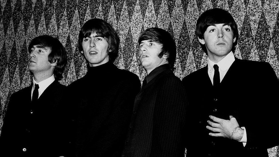 5 Alasan Kamu Harus Mendengar Lagu The Beatles