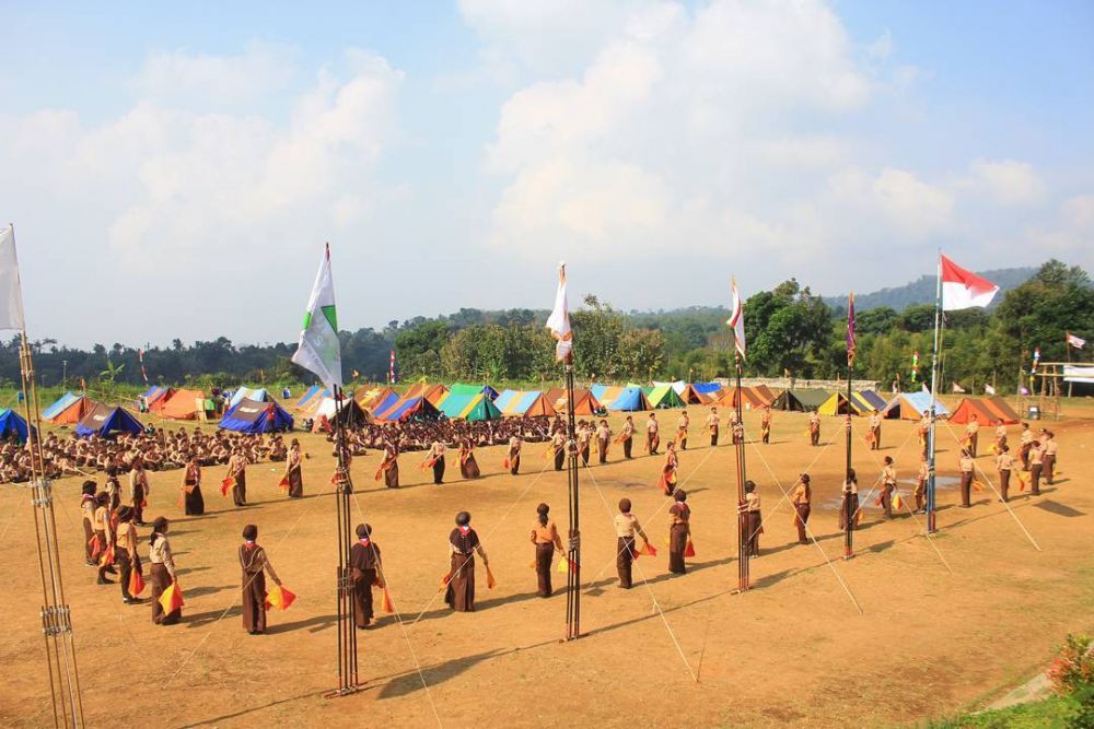 8 Tempat Camping Terindah di Madiun, Gunung hingga Air Terjun