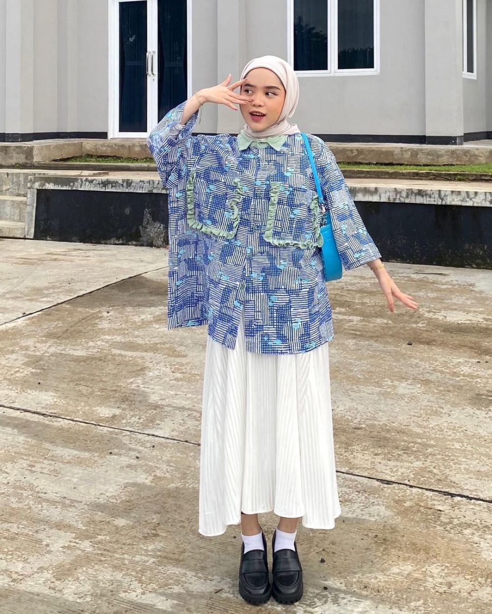 Padu Padan Outfit Warna Cerah Ala Raihana Nusaibah 7856