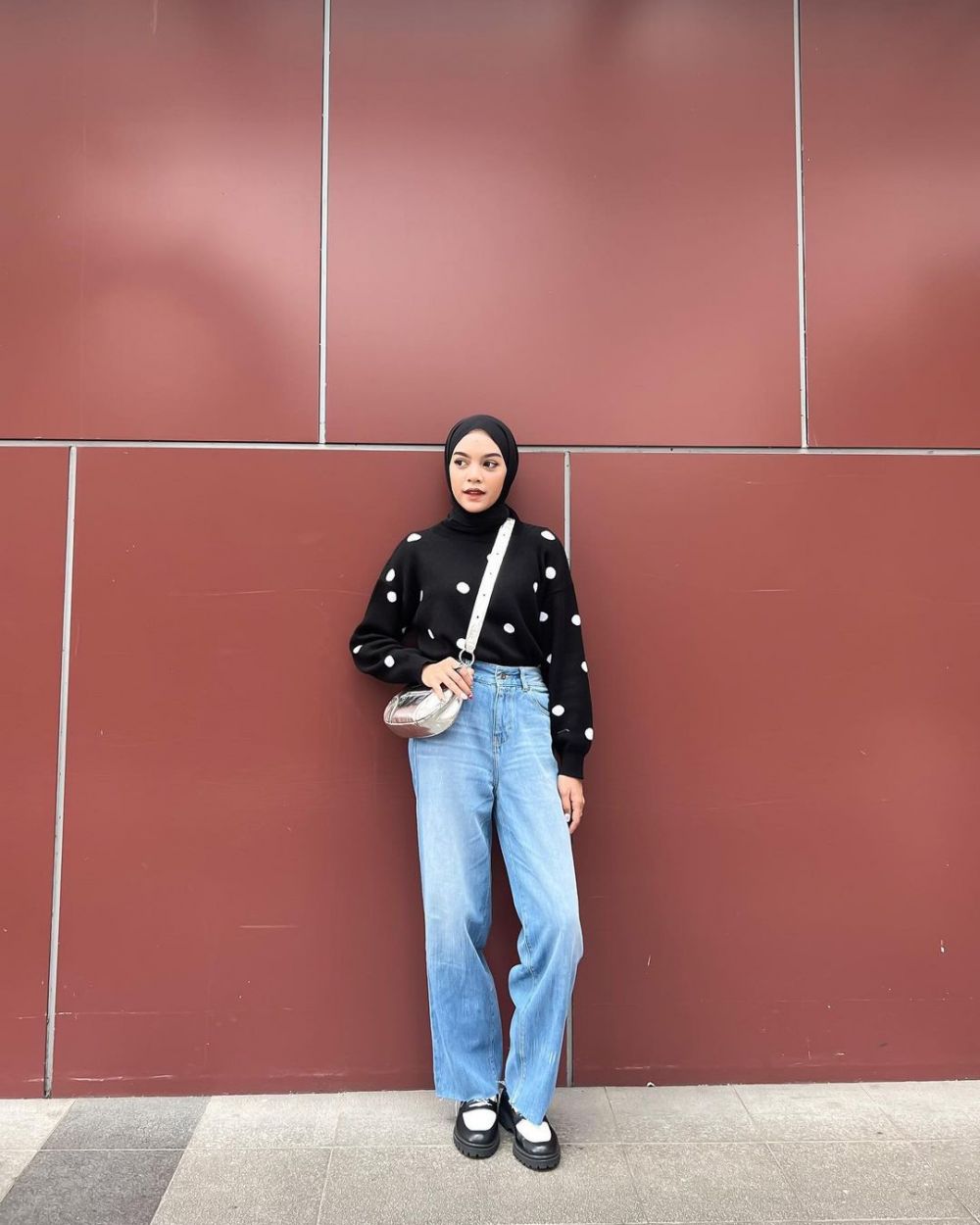 10 Inspirasi OOTD Kuliah Trendi ala Selebgram Hijab Febiola Nabila