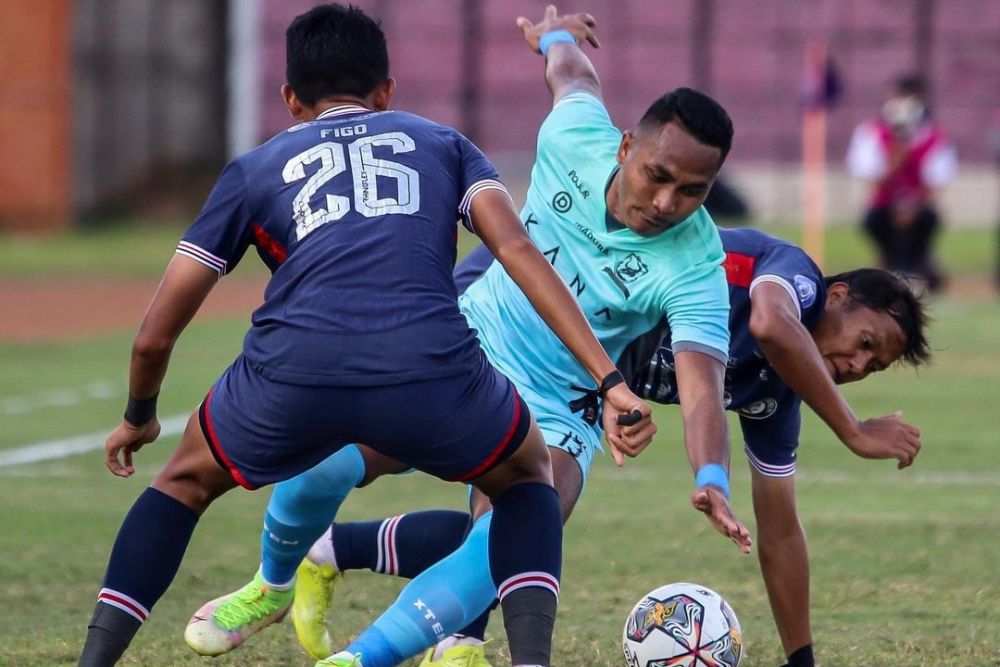 Arema FC vs Madura United, Berebut Hasil Positif Sebelum Jeda