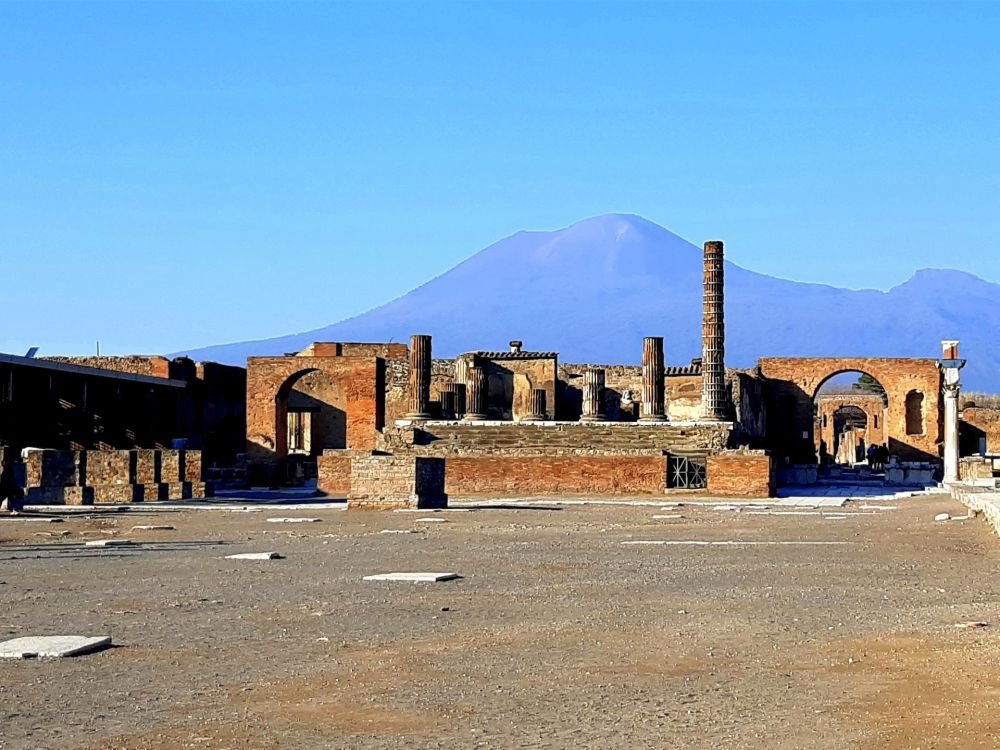 10 Fakta Pompeii, Kota Yang Hancur Akibat Letusan Gunung