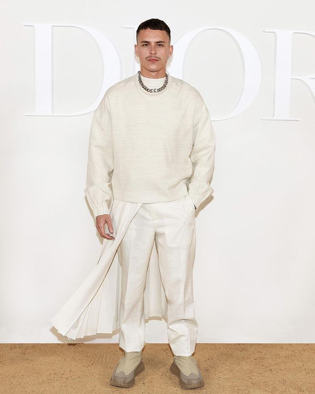 9 OOTD Seleb Pria Saat Hadir Di Dior Men Fall 2023, Memukau!