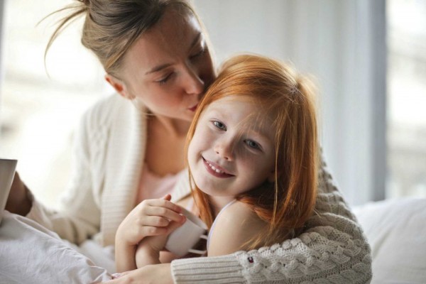 5 Tips Menanamkan Kepercayaan pada Anak, Jangan Mudah Curiga!