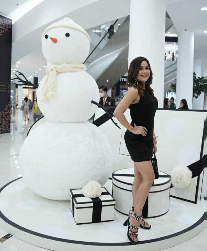 10 Fashion Artis Sambut Natal dan Tahun 2022, Gisella Paling Glamor!