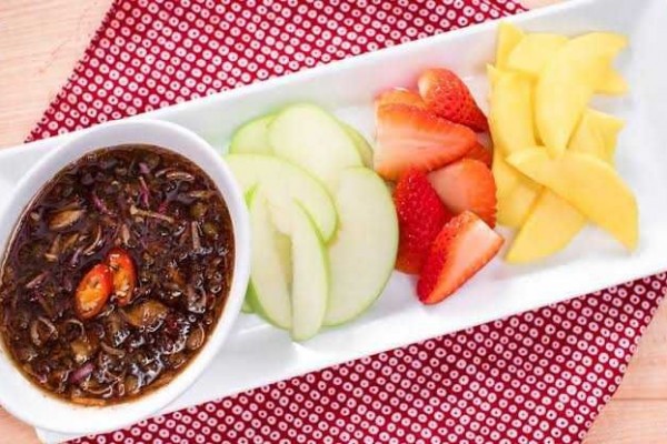 Resep Rujak Mamuang ala Thailand, Bumbunya Autentik!
