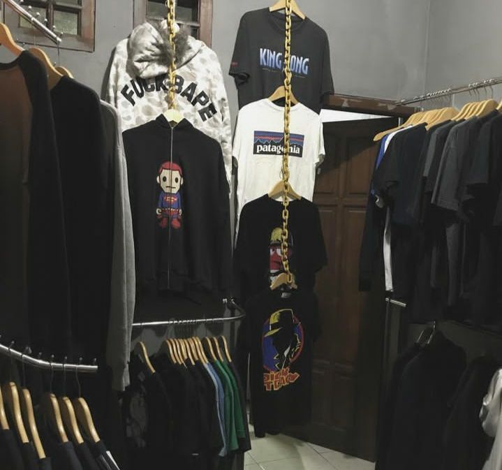 6 Thrift Shop Khusus Cowok di Surabaya, Murah dan Stylish Abis!
