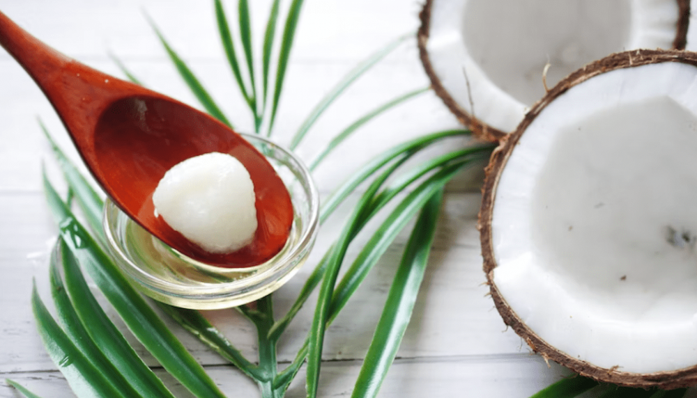 Cara Menggunakan Minyak Kelapa Untuk Perawatan Kecantikan