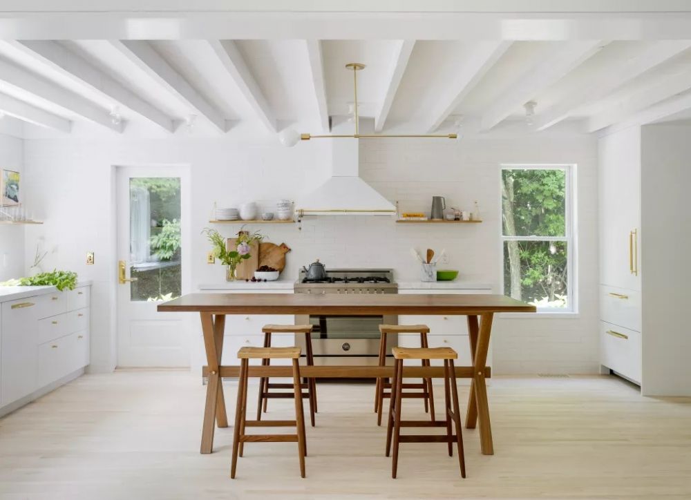 6 Tips Memilih Desain Island Table di Dapur yang Hemat Budget