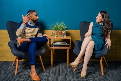 5 Cara Melatih Bahasa Nonverbal agar Memikat Hati Orang Lain